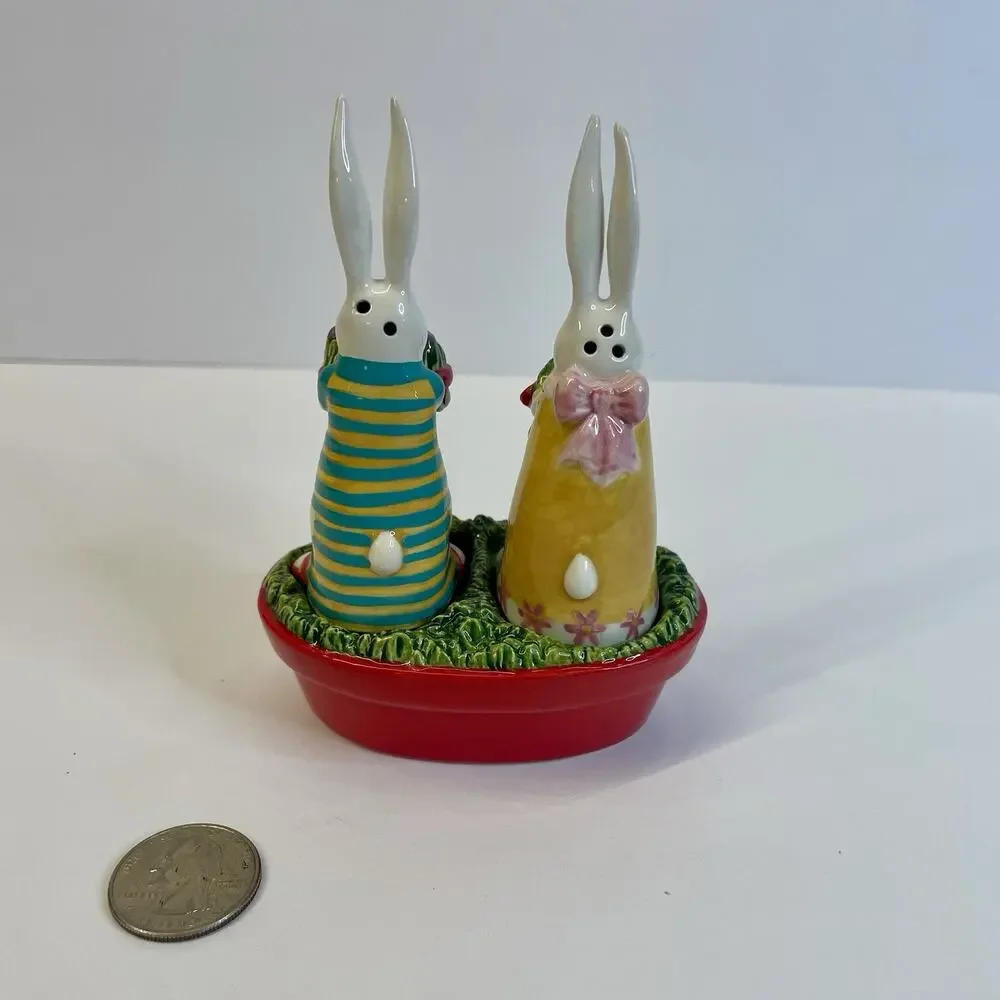 Department 56 Patience Brewster Krinkles Bunny Salt & Pepper Shakers – Red Caddy